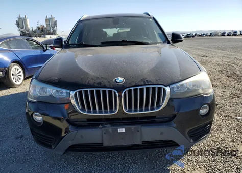 2015 BMW X3 xDrive28I z USA, uszkodzony, nr VIN 5UXWX9C51F0D60230